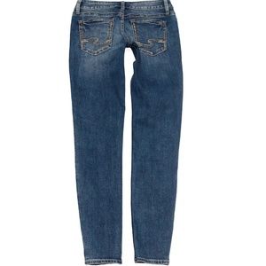 Silver Suki Skinny Jeans Womens Sz 28x30 Med Wash Denim Jeans - EUC!